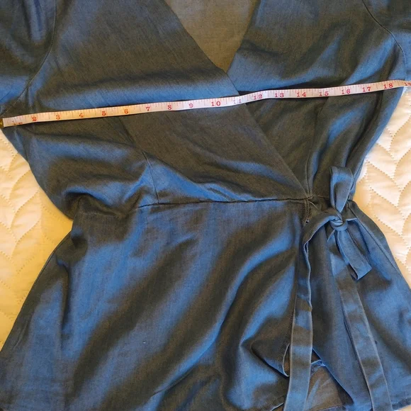 Elegant Denim Wrap Blouse - Picture 5 of 7